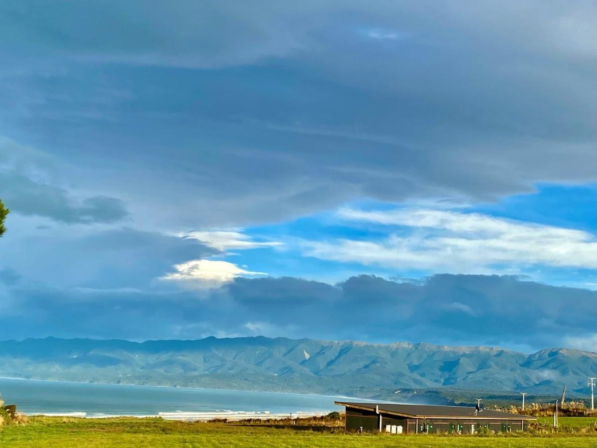 “The Cliffs” Humpridge View Motels Tuatapere Esterno foto