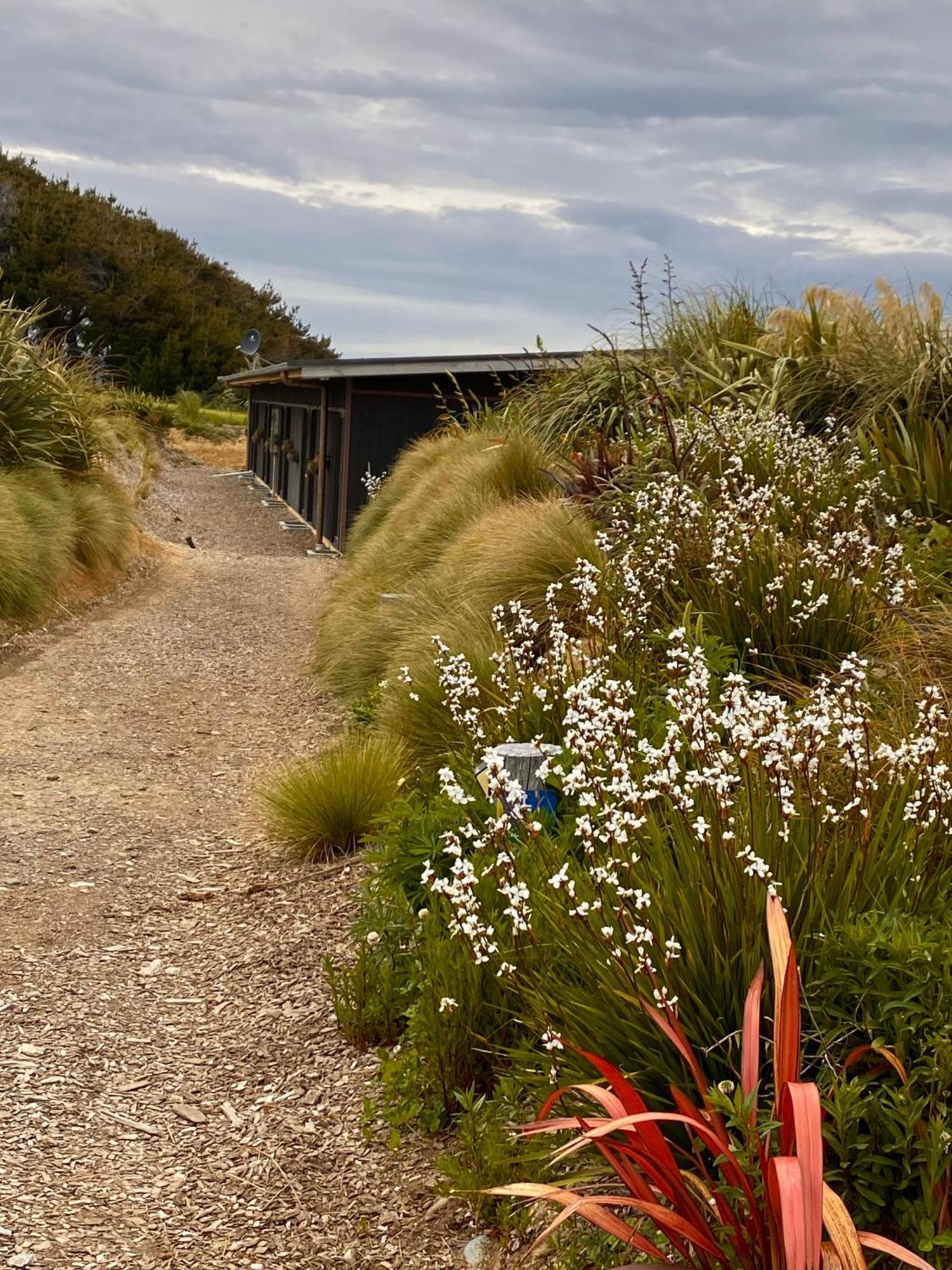 “The Cliffs” Humpridge View Motels Tuatapere Esterno foto